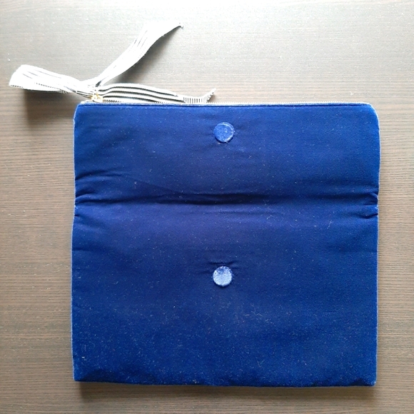 J.Crew Velvet Cluth - Picture 2 of 3